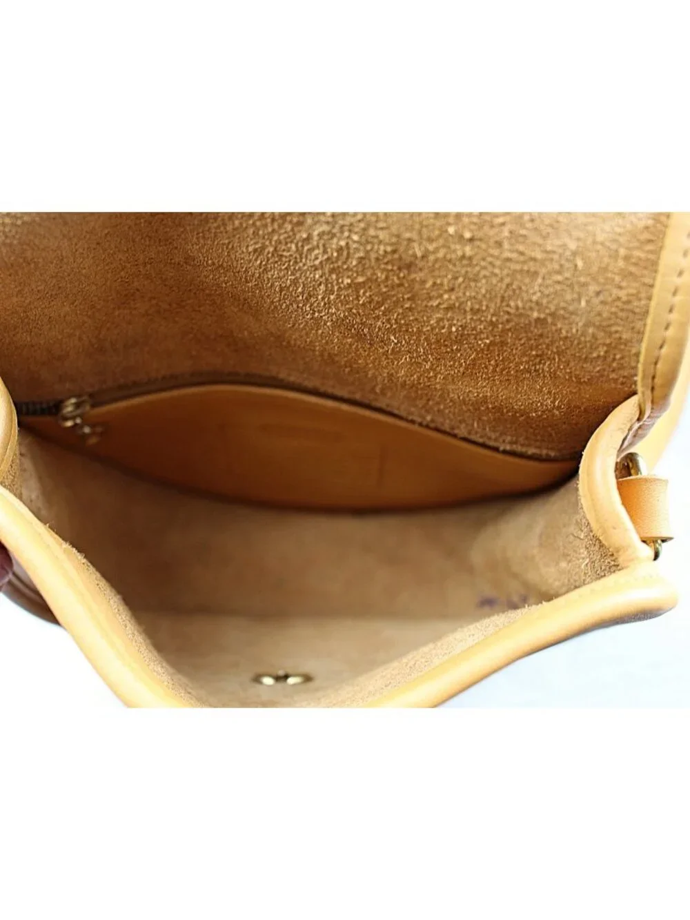 Coach Vintage - Watson Crossbody Bag 9981 in Yellow, Rare Color - USA 1990s